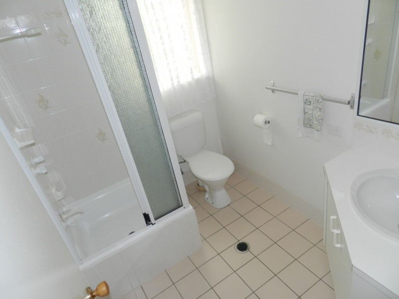 1/4 KERFOOT CLOSE, Tannum Sands QLD 4680