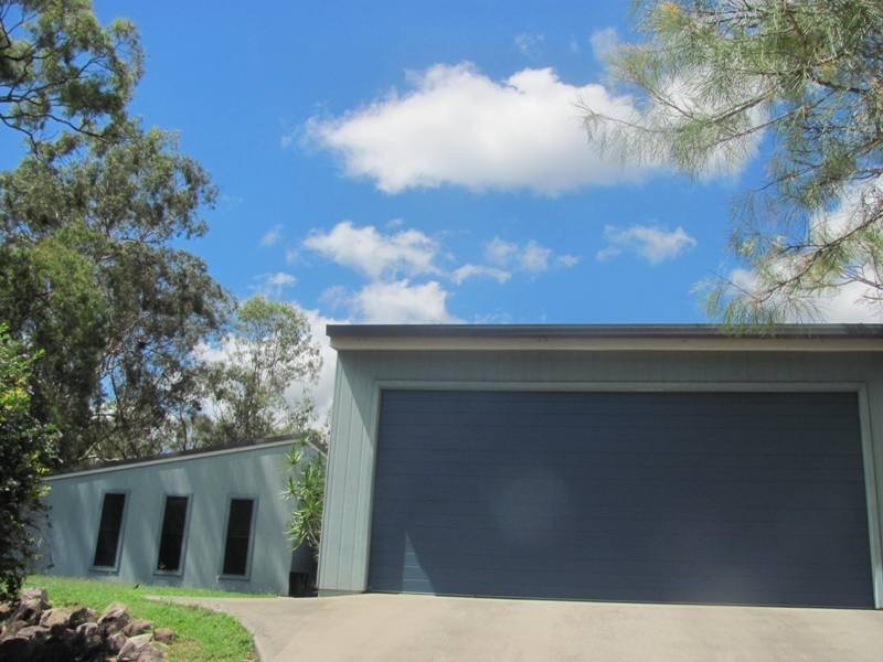 16 Katrina Boulevard, New Auckland QLD 4680