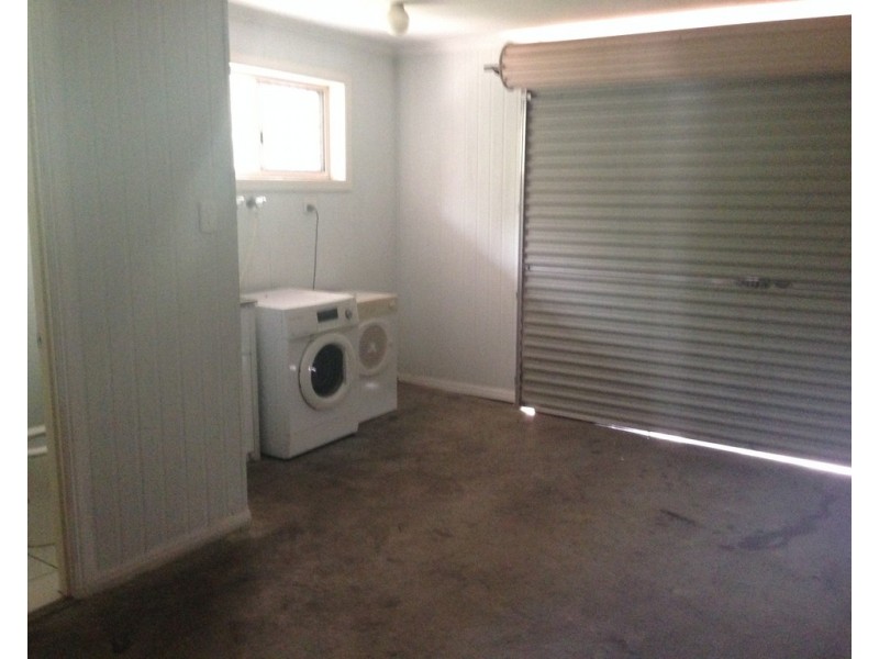 2/6 View Street, West Gladstone QLD 4680