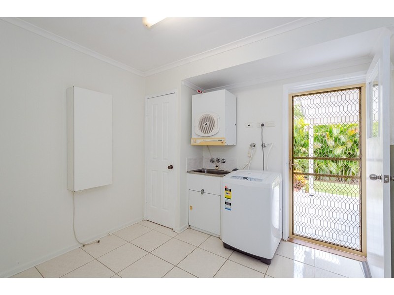 38 Sharyn Drive, New Auckland QLD 4680