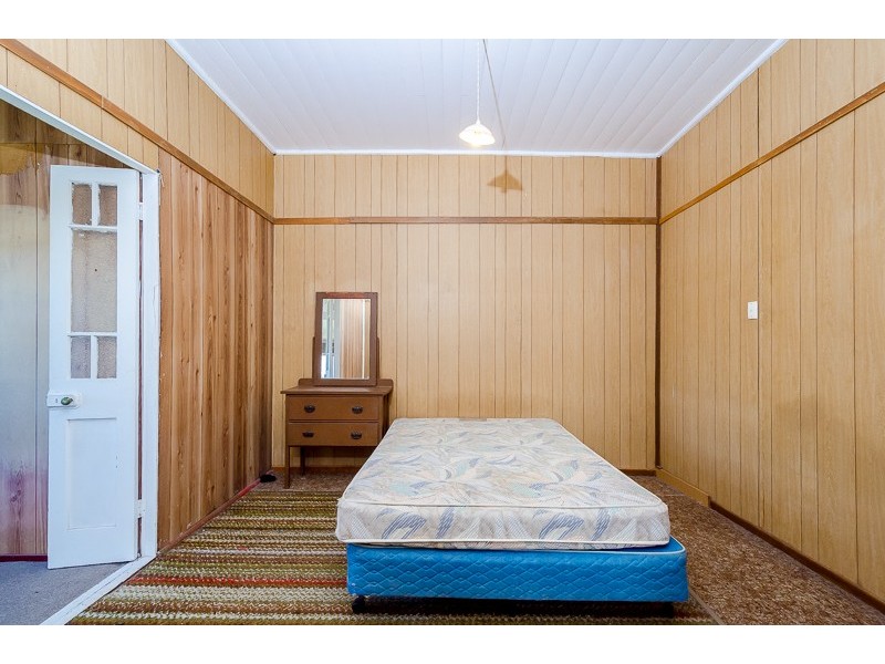 29 Boles Street, West Gladstone QLD 4680