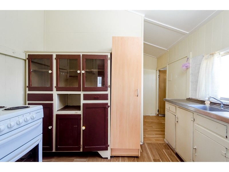 29 Boles Street, West Gladstone QLD 4680