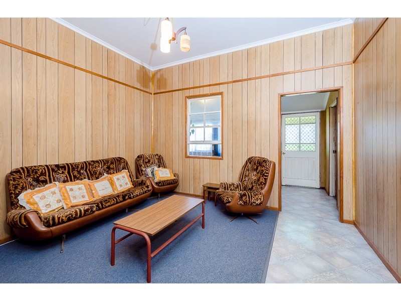 29 Boles Street, West Gladstone QLD 4680