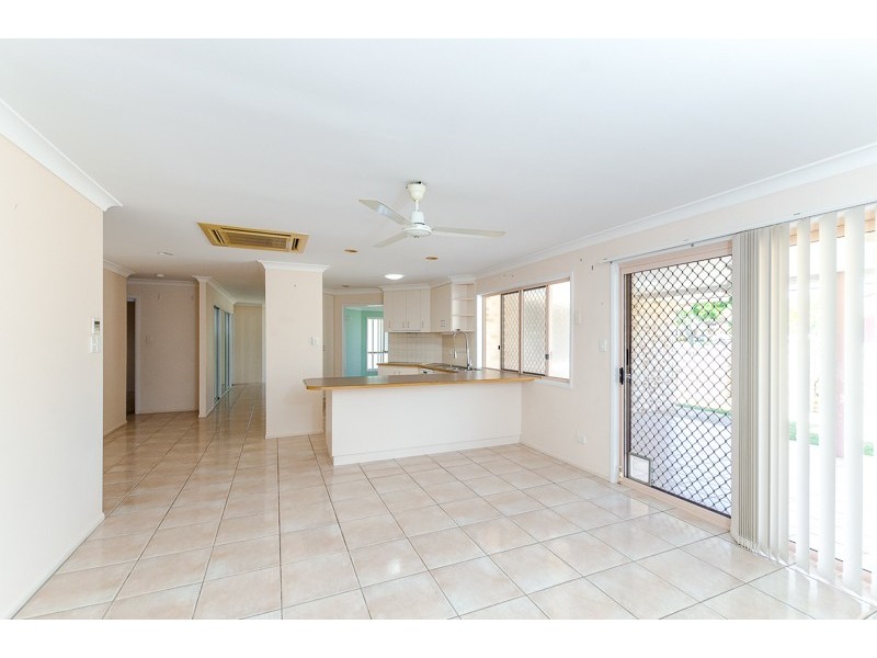 64 Aramac Drive, Clinton QLD 4680