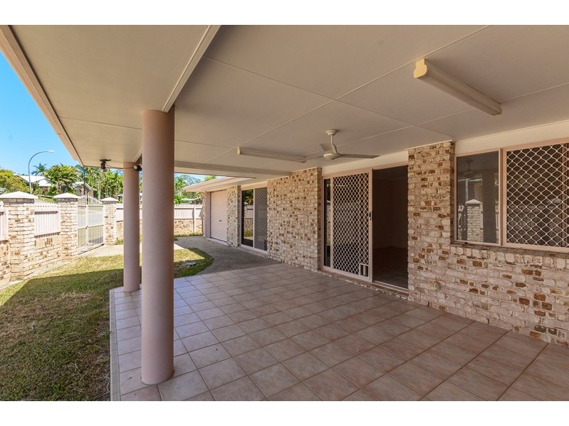 64 Aramac Drive, Clinton QLD 4680