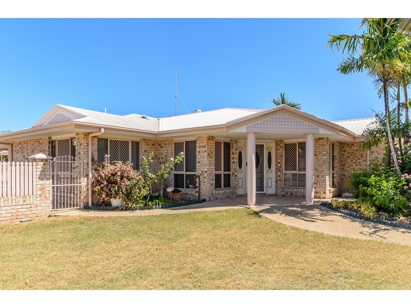 64 Aramac Drive, Clinton QLD 4680