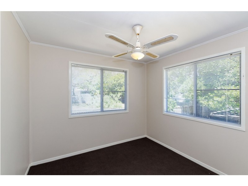 15 EMPEROR STREET, Toolooa QLD 4680