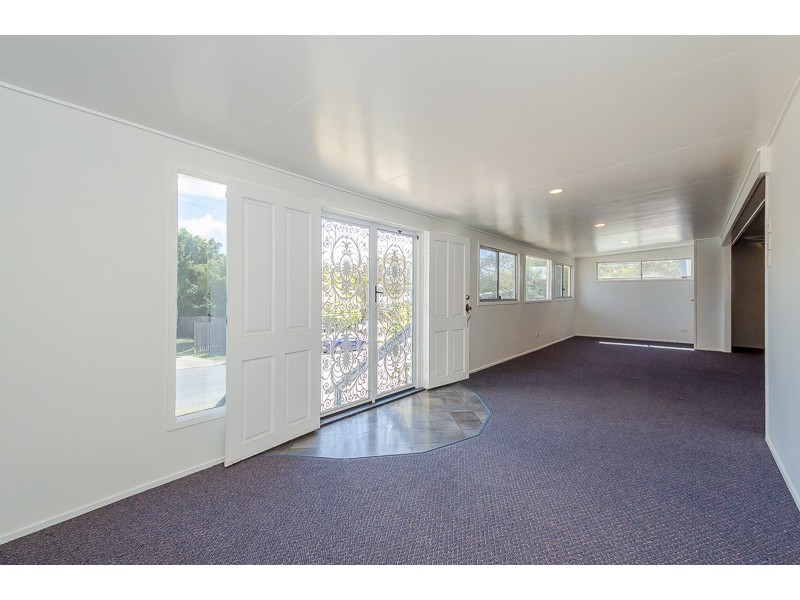 27 DALTON STREET, Clinton QLD 4680