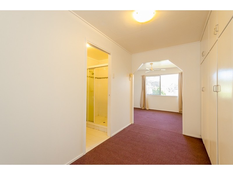 27 DALTON STREET, Clinton QLD 4680