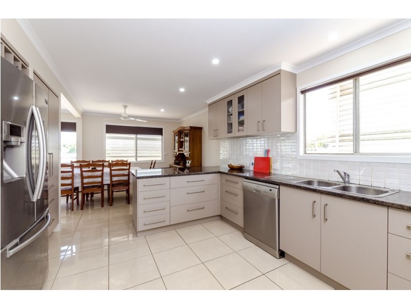 14 DOUGLAS AVENUE, Sun Valley QLD 4680