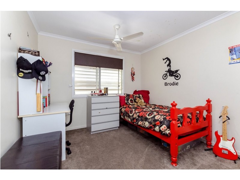 14 DOUGLAS AVENUE, Sun Valley QLD 4680