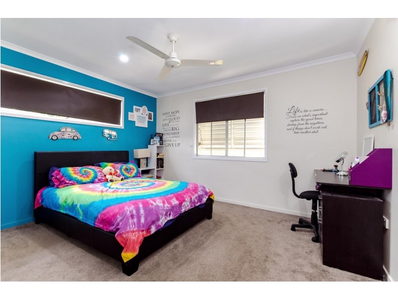14 DOUGLAS AVENUE, Sun Valley QLD 4680