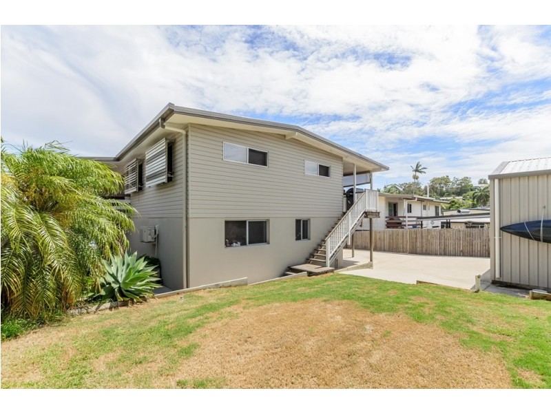14 DOUGLAS AVENUE, Sun Valley QLD 4680