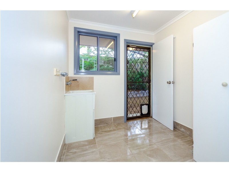 8 Sovereign Court, Clinton QLD 4680