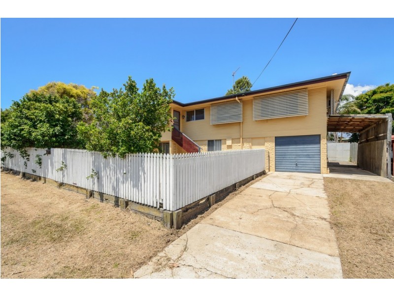 11 Angler Street, Toolooa QLD 4680