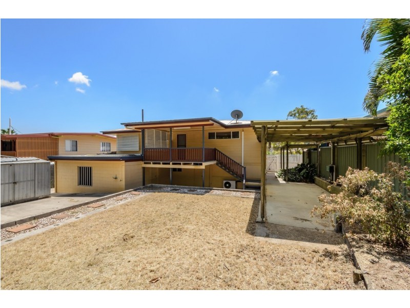 11 Angler Street, Toolooa QLD 4680
