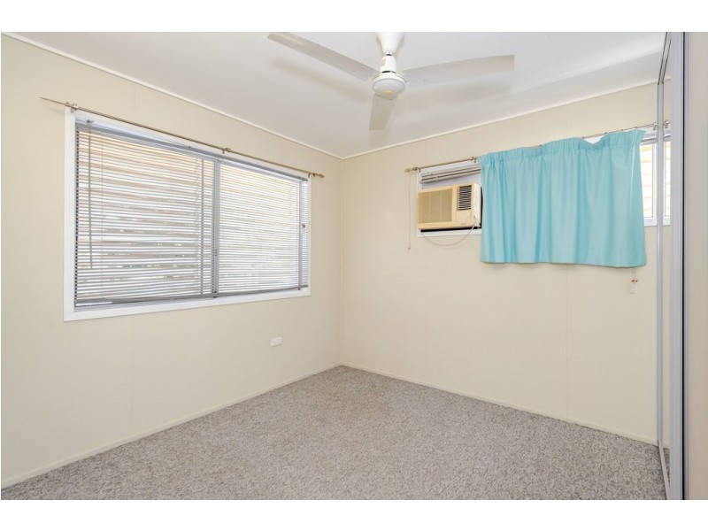 11 Angler Street, Toolooa QLD 4680
