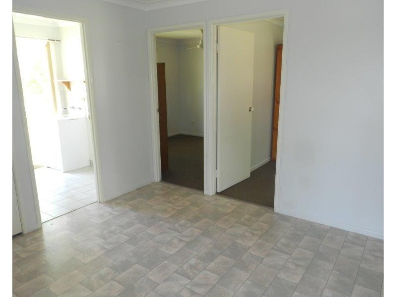 6 Vernon Rd, Telina QLD 4680