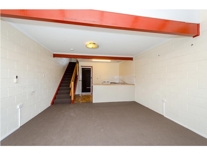 7/6-8 Eden Street, Gladstone QLD 4680