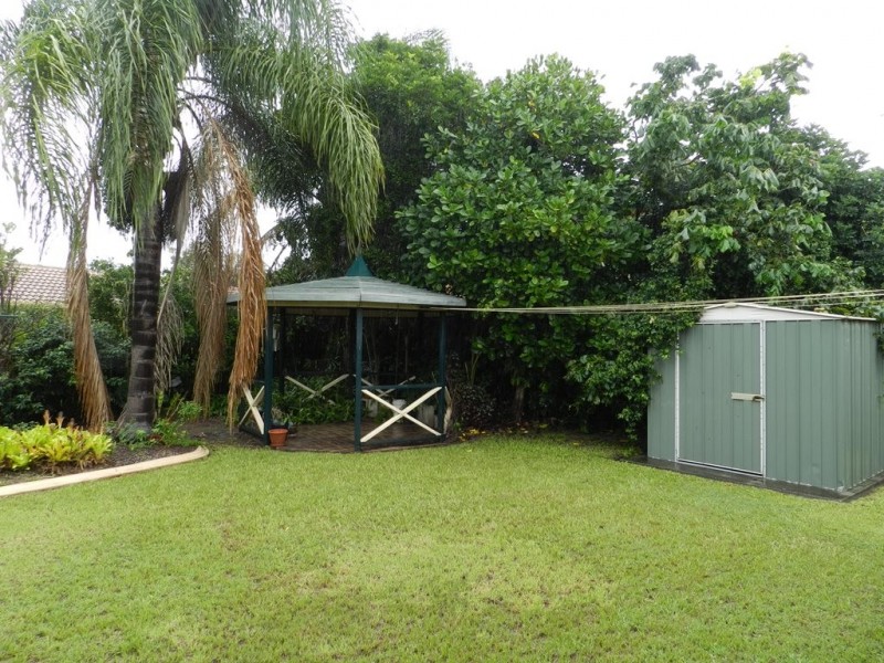 5 Keppel Ave, Clinton QLD 4680