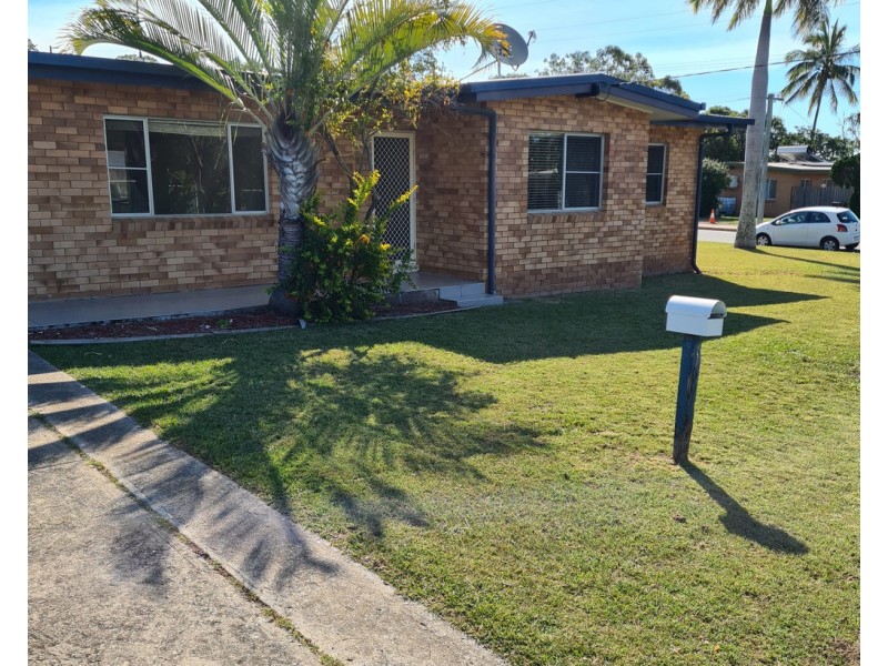 1 Brolga Avenue, New Auckland QLD 4680