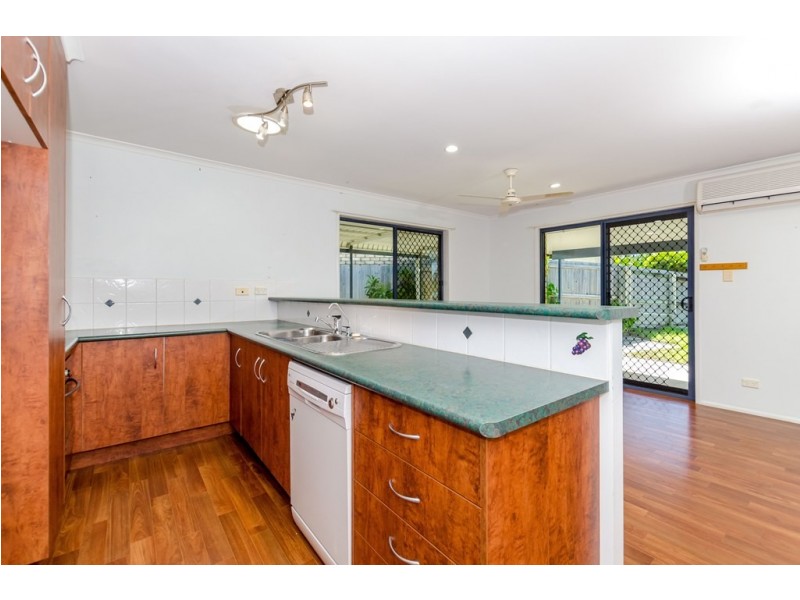 4 STITT CLOSE, Glen Eden QLD 4680