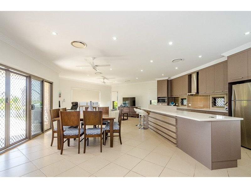 53 KATRINA BOULEVARD, New Auckland QLD 4680