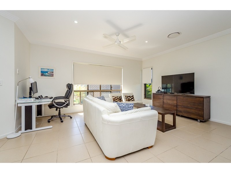 53 KATRINA BOULEVARD, New Auckland QLD 4680