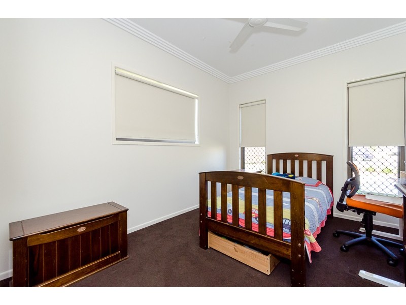 53 KATRINA BOULEVARD, New Auckland QLD 4680