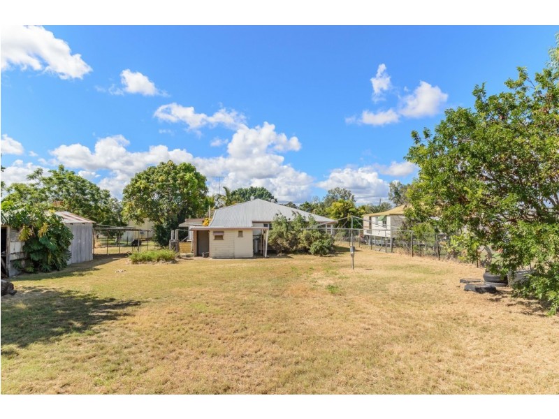 23 Wadeleigh Street, Bororen QLD 4678