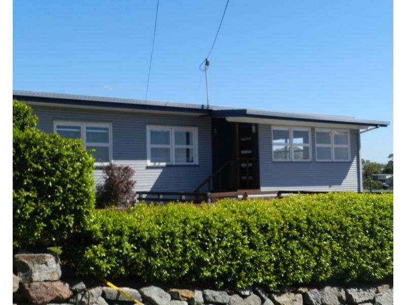 22 Walters Ave, West Gladstone QLD 4680