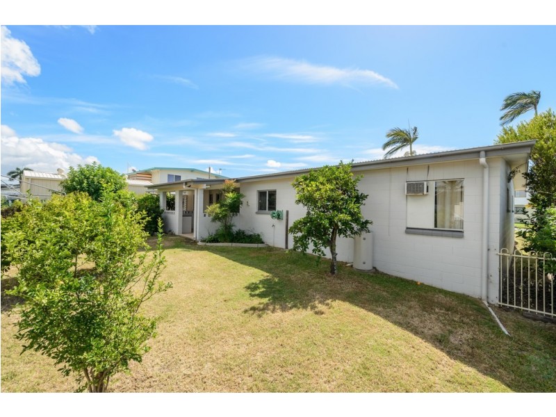 12 Potter Street, Clinton QLD 4680