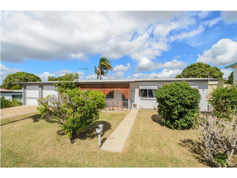 12 Potter Street, Clinton QLD 4680