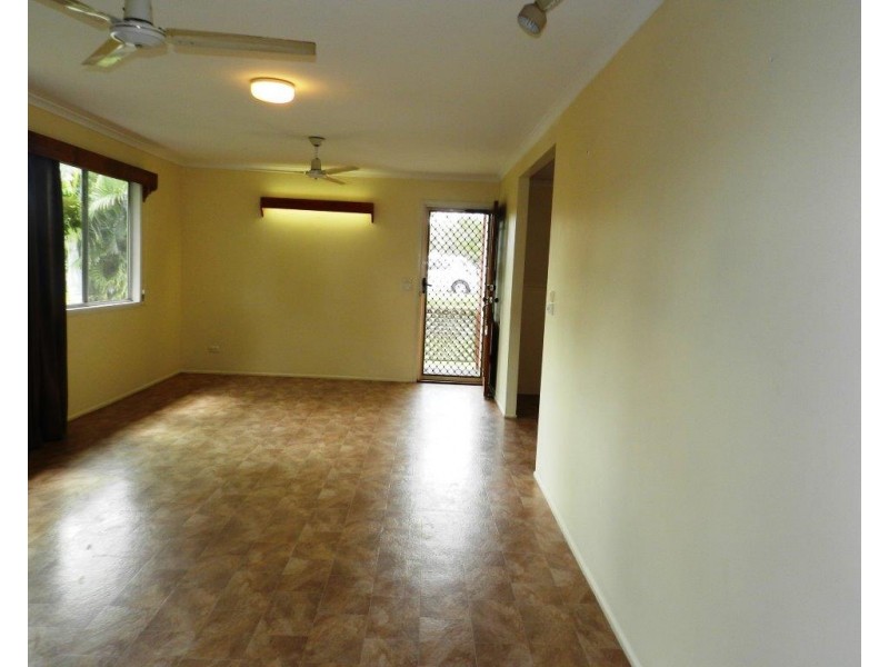 15 Berrigan Court, Kin Kora QLD 4680