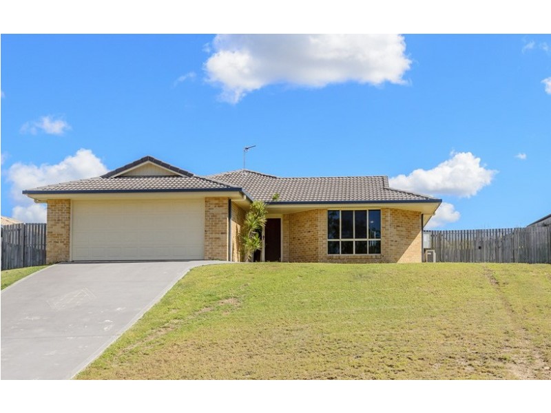 14 BRIDGEMAN PLACE, New Auckland QLD 4680