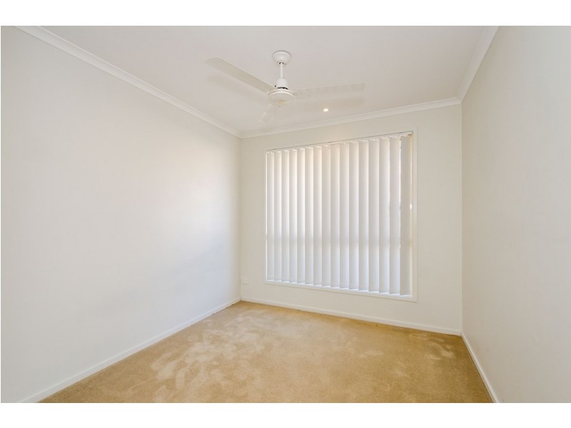 14 BRIDGEMAN PLACE, New Auckland QLD 4680