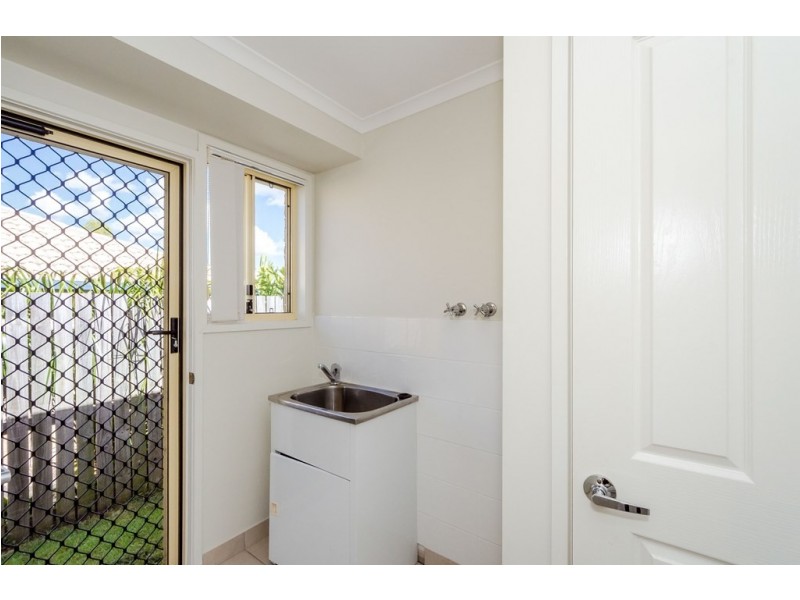 14 BRIDGEMAN PLACE, New Auckland QLD 4680