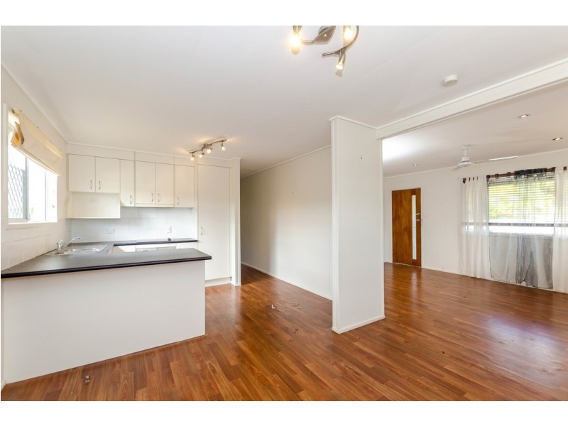 4 Gannet Street, New Auckland QLD 4680