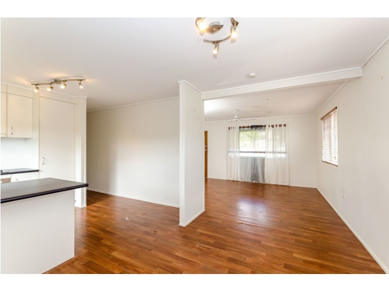 4 Gannet Street, New Auckland QLD 4680