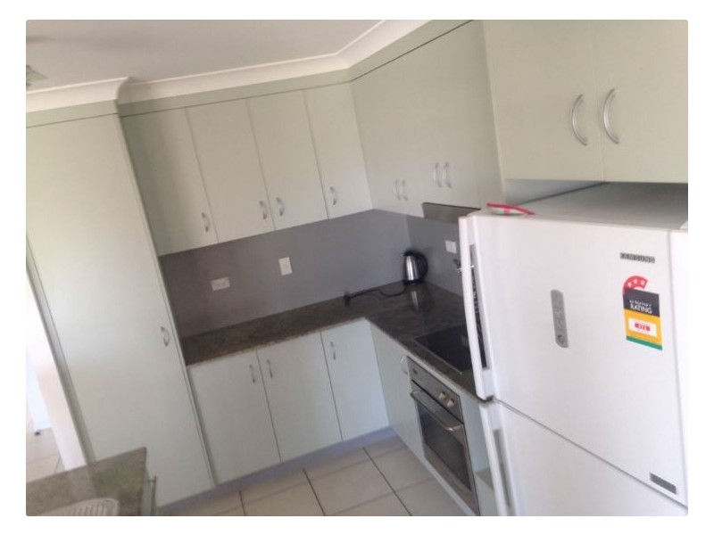 32 22 BARNEY STREET, Barney Point QLD 4680