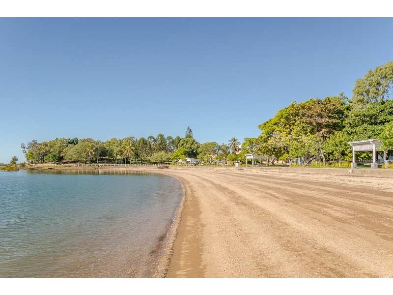 32 22 BARNEY STREET, Barney Point QLD 4680