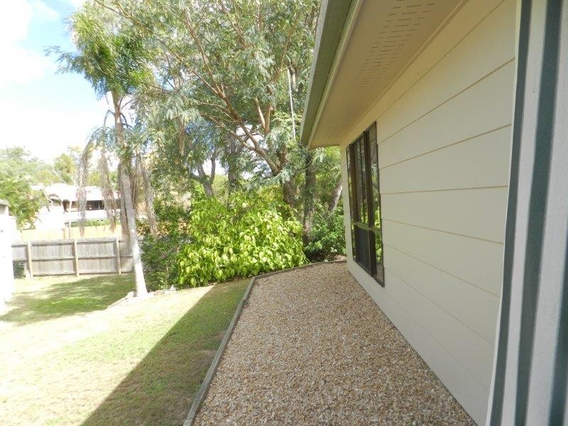 17 Mycumbene Way, Glen Eden QLD 4680