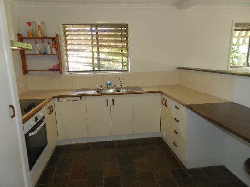 17 Mycumbene Way, Glen Eden QLD 4680