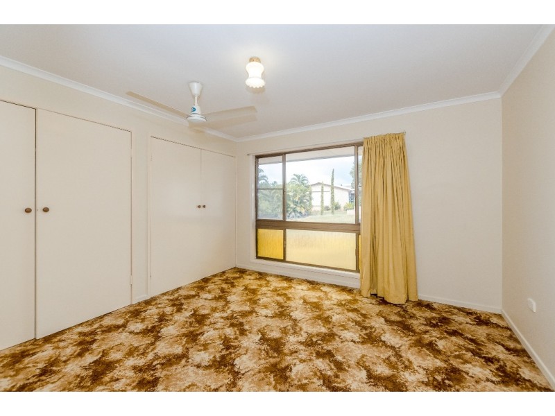 Unit 1-2/4 Camille Street, Clinton QLD 4680