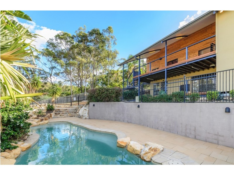 18 Llewellyn Close, Clinton QLD 4680