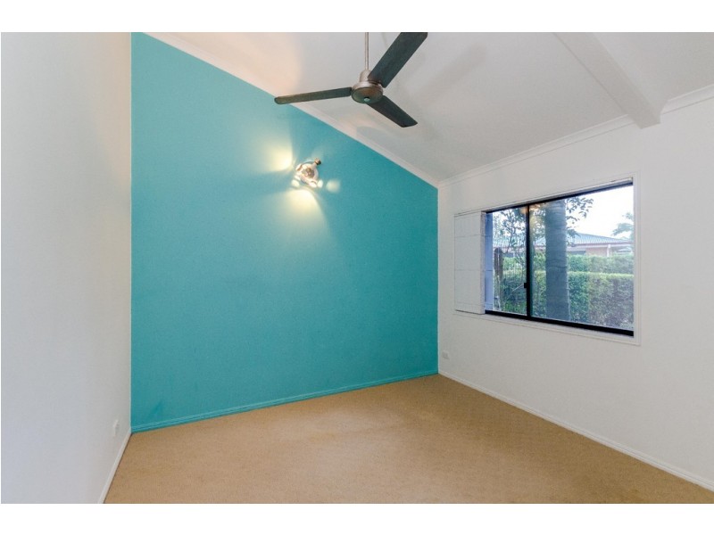 18 Llewellyn Close, Clinton QLD 4680