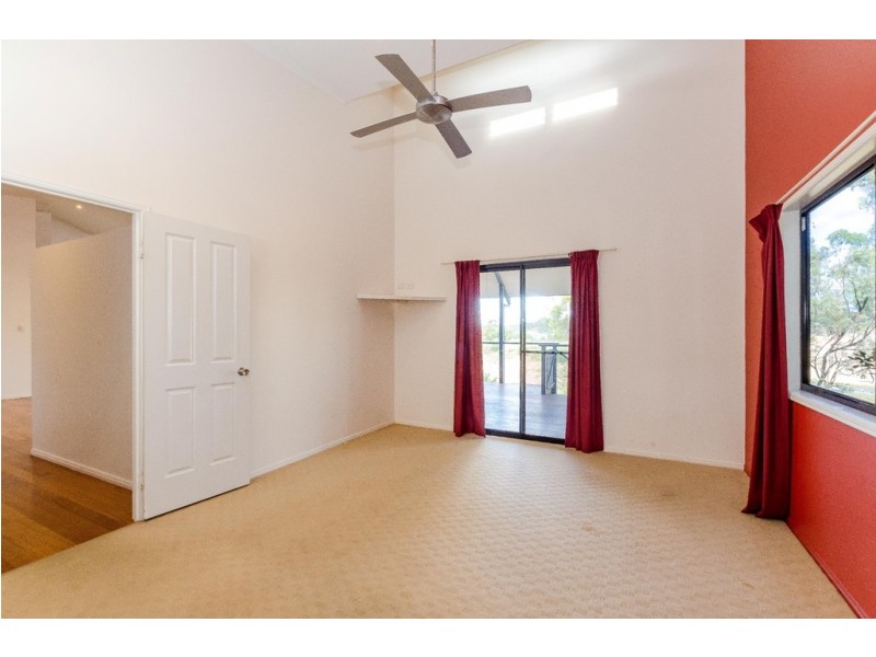 18 Llewellyn Close, Clinton QLD 4680