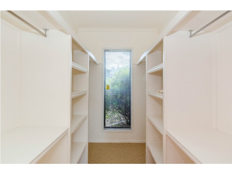 18 Llewellyn Close, Clinton QLD 4680