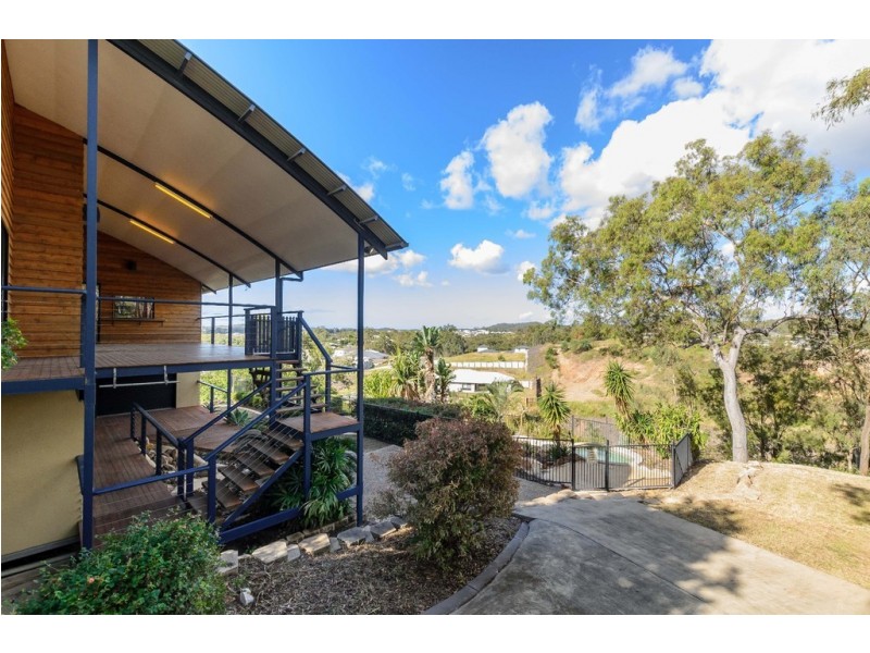 18 Llewellyn Close, Clinton QLD 4680