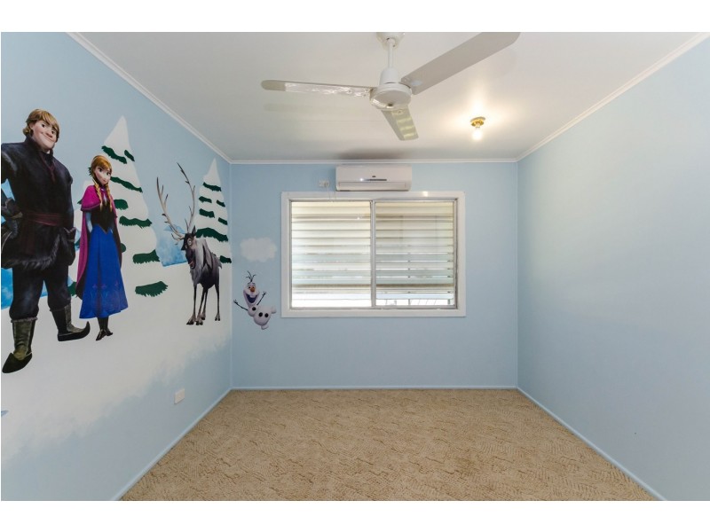 12 Barry Street, West Gladstone QLD 4680